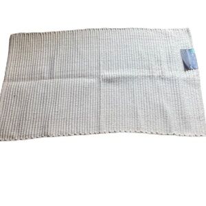 Room Essentials Style accent rug Chenille Cream 30 in x 50 in NWT 100% Cotton